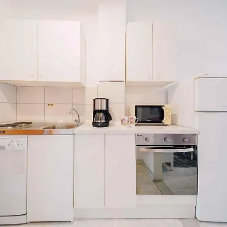 One-bedroom In Ljubac I *
